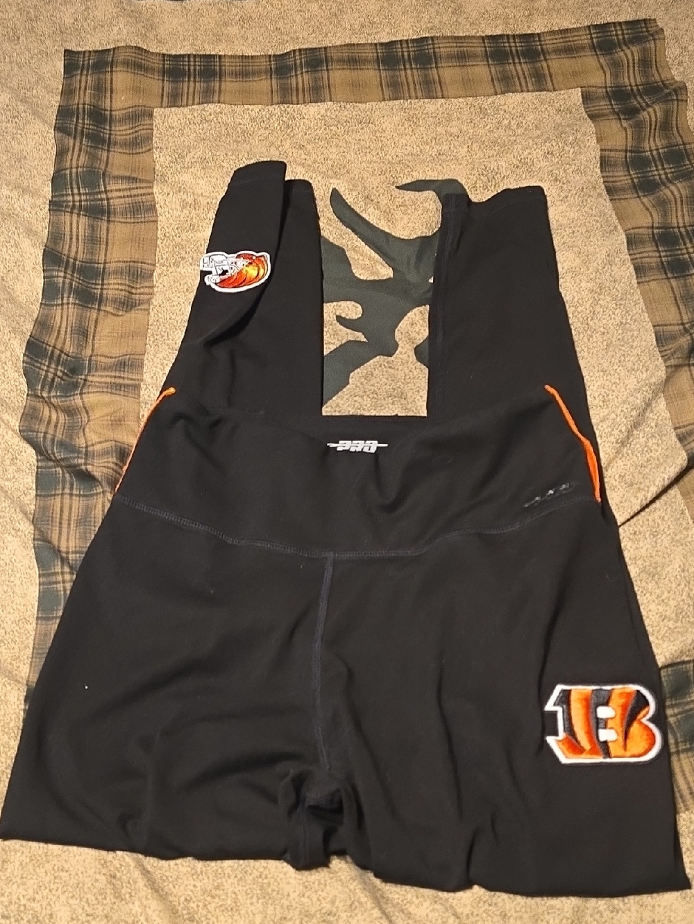 Cincinnati Bengals Black with Orange Accents Leggings Brand New Medium